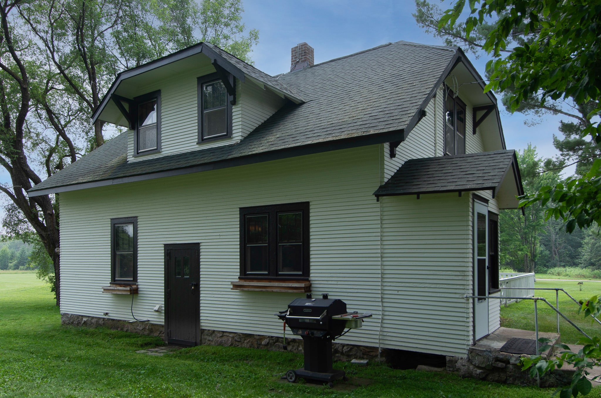 Cozy living room with farmhouse details